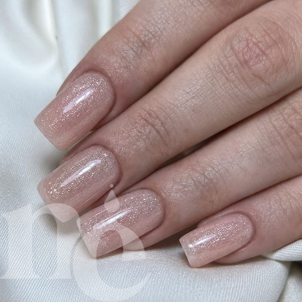 Жидкий гель DNKa Liquid Acrygel #0002 Creme Brulee (бежевый), 12 мл LAD0002 фото
